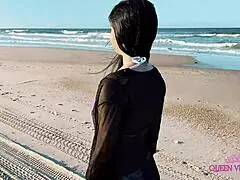 Teen’s wet nasty culo pounded by two mature women in the beach