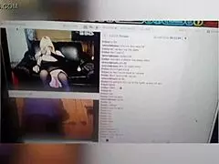 Hot babe loves camshow and she is a milf