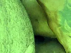 Negro amateur big booty has sex in the bathroom