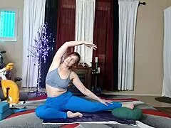 Slim mature MILF flawless pussy without hair gets pumped up and stretched by big black dick