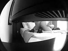 Amateur MILFS satisfy in hotel