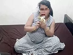 Mature beauty gets her favorite fruit from Devar