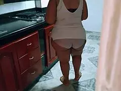 Beautiful big boobed milf gets her pussy rubbed