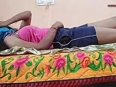 पत्नी ने अपने पति को सेक्स वीडियो दिखाकर सेक्स करने को मजबूर किया