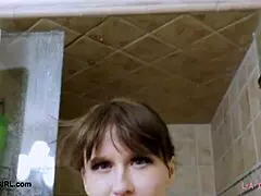 Hey, fresh-faced blonde, how was that steamy shower before the casting couch?