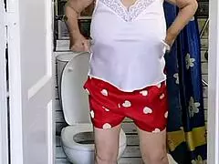 Hey, wanna peep on granny mariaold in the toilet and get evening joi fun?