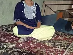 Wow! Indian Desi Girl's Step Sister Chudai Video Rocks!