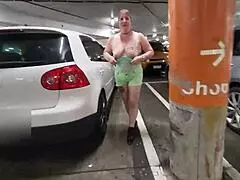 Trashy Kiwi girl flaunts herself at the mall and busy public street
