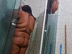 Stepmom gets so horny, sends squirt video to stepson! 😍