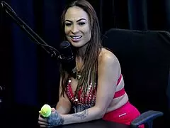 Hey, Belinha Baracho, why refuse weird fetishes with fans?