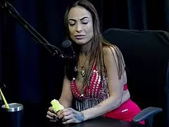 Hey, Belinha Baracho, why refuse weird fetishes with fans?