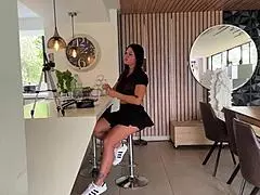Español tatuado y dotado me folla duro en casa