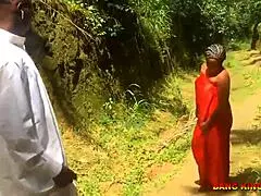 Desi college girlfriend banging outdoors in wild bush action