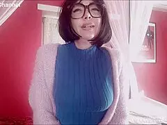 Chantal Squirts Hard with Her New Sex Toy in Solo Action