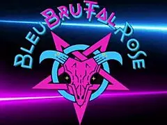 Blue Bats features a curvy redhead milf twerking her thick butt. She gets her phat ass worshipped and pussy fingered.