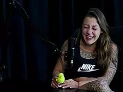 I wouldn't do some fetishes, but I like toys and the controversies of hookups - Flor de Damiana on Sheer Red
