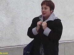 餐厅女服务员