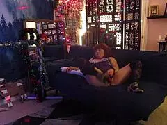 Steffi's purple twerk and dance show
