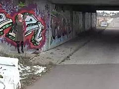 Bbw gets cock outside car