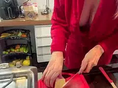 Sexy Coyote Cozy Cook Shows You How to Prepare a Unique Sweet Potato Recipe